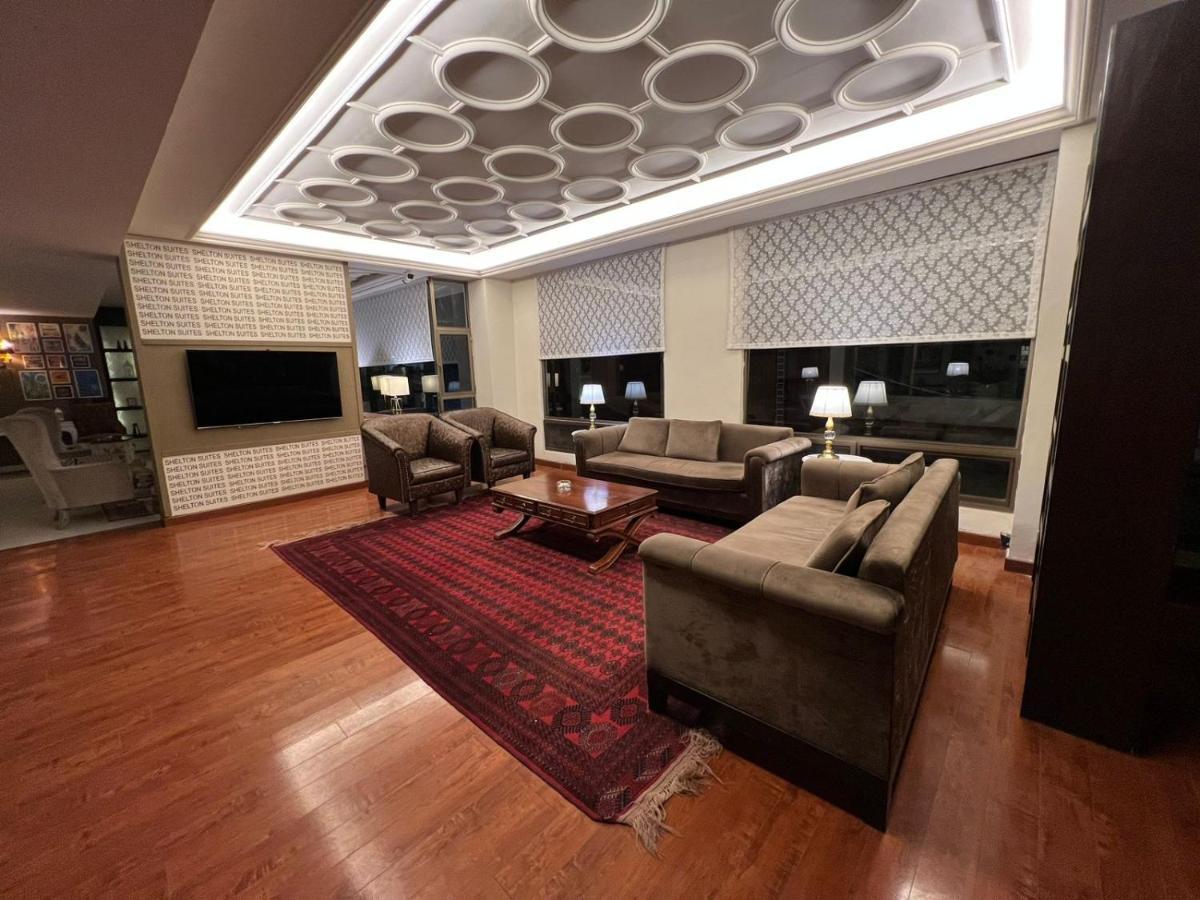 Shelton Suites Бурбан Екстериор снимка